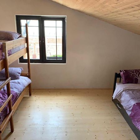 Guest House Tivko Katce Γκόστιβαρ Εξωτερικό φωτογραφία