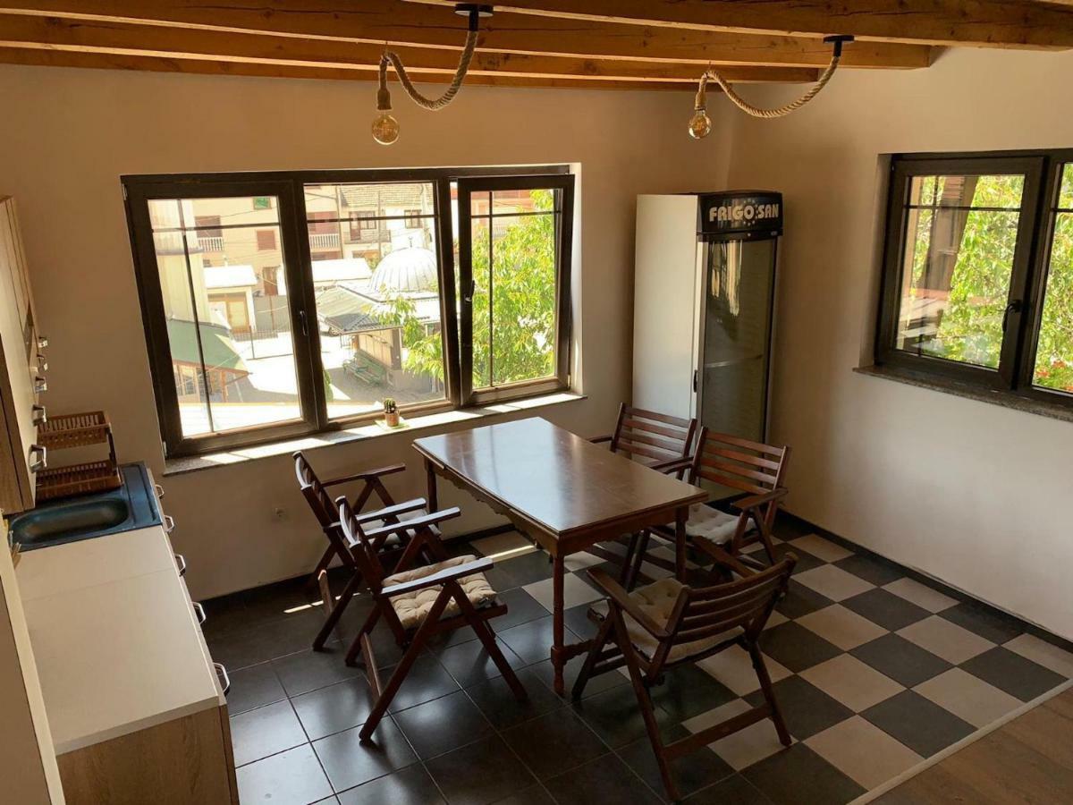 Guest House Tivko Katce Γκόστιβαρ Εξωτερικό φωτογραφία