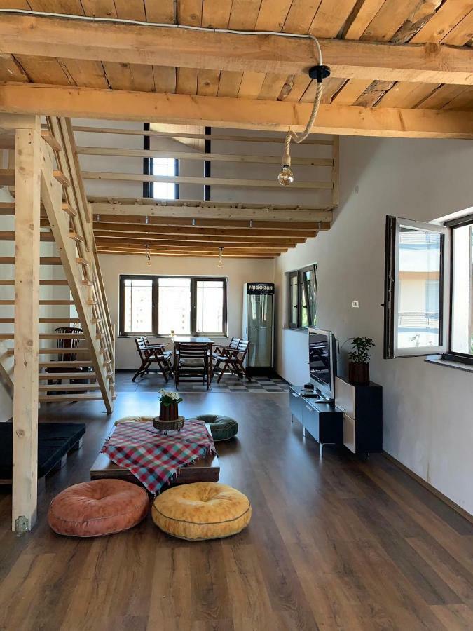 Guest House Tivko Katce Γκόστιβαρ Εξωτερικό φωτογραφία